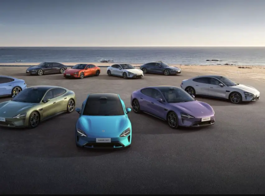 Xiaomi SU7 2026 yüksek menzil ve hızlı şarjla sahneye çıktı