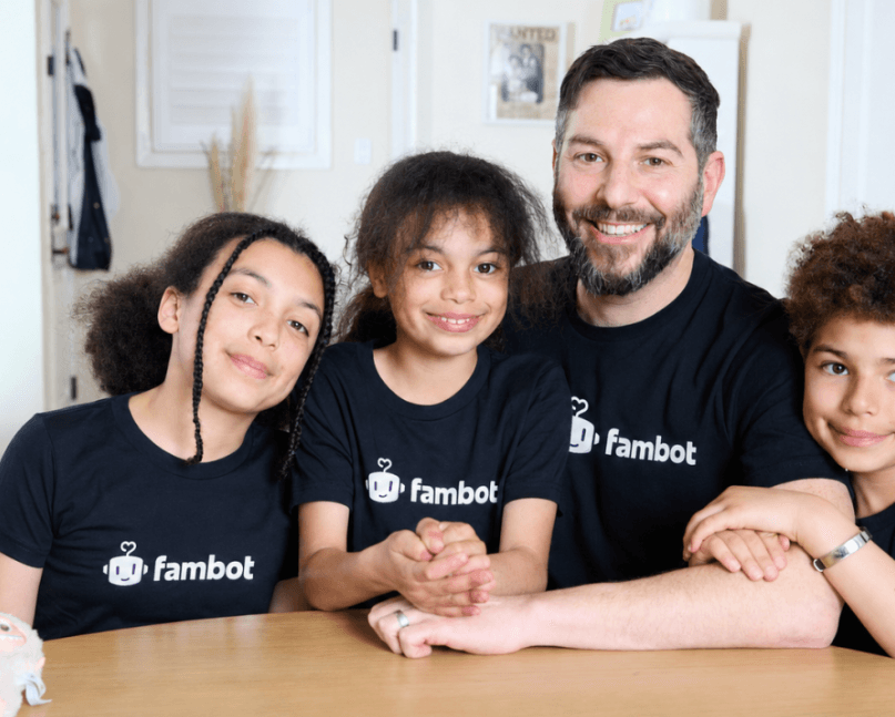 Fambot, ailelerin günlük yükünü hafifletecek yapay zekâ asistanını tanıttı