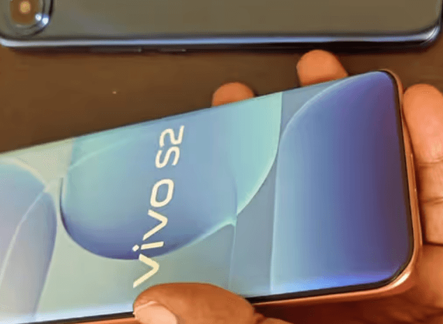 Vivo S2 FE sürprizi ortaya çıktı! Vivo S2 Pro planı rafa kalkmış olabilir