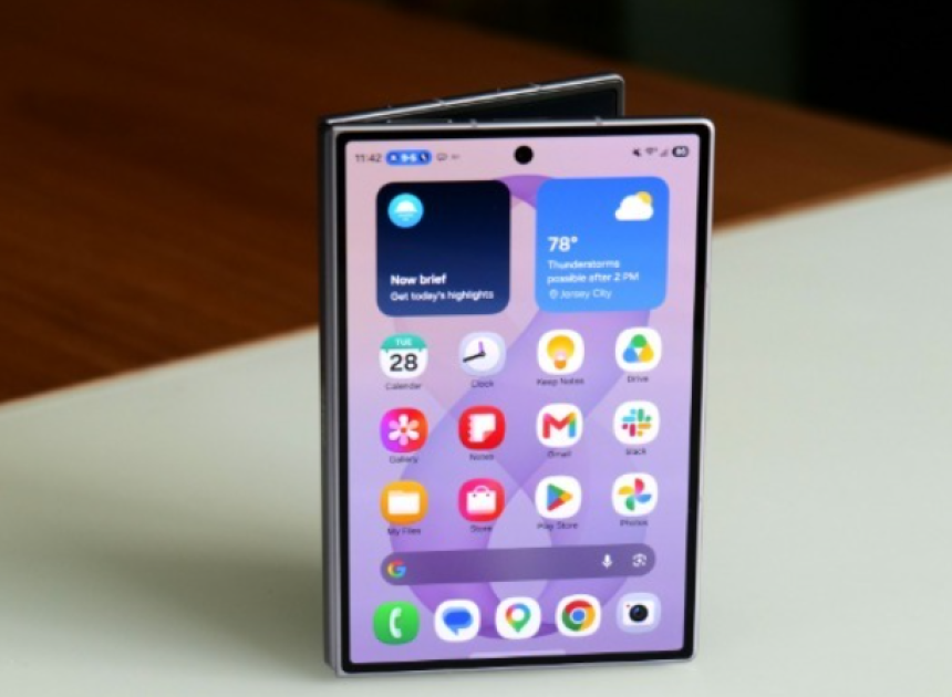 Samsung Galaxy Z Fold 8 inceleme: Daha geniş tasarım katlanabilir deneyimini değiştiriyor