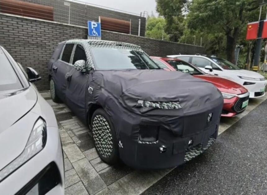 Xiaomi YU9 görüntülendi: Dev SUV, zorlu dağ testlerinde ortaya çıktı