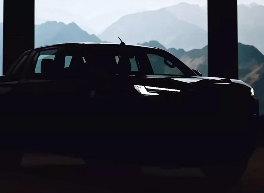 Yeni nesil Toyota Hilux güç ve tasarımıyla 10 Kasım’da sahneye çıkıyor