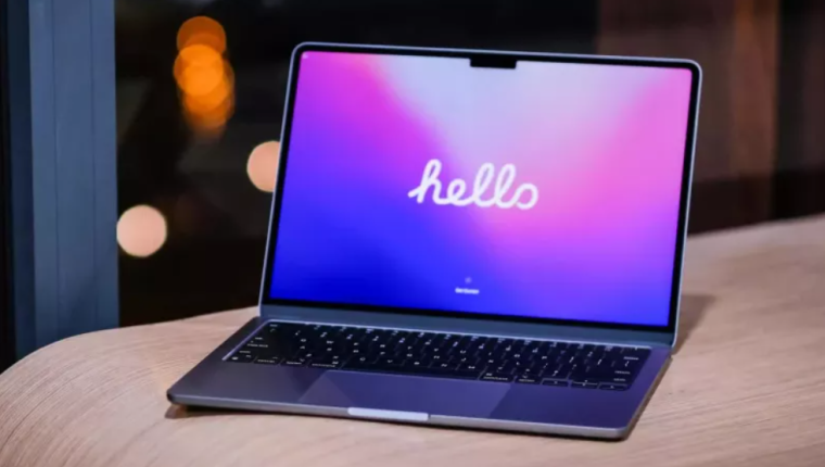 macOS 27, dokunmatik ekranlı MacBook iddialarını güçlendirdi