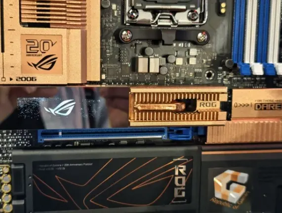 ASUS, 20 yıllık efsaneyi geri getirdi: ROG CROSSHAIR 2026 görücüye çıktı