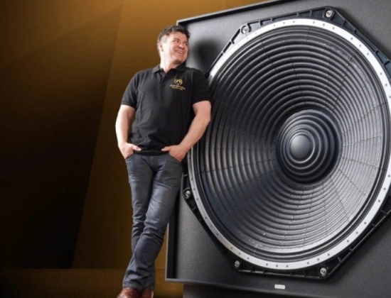 Ascendo'nun yeni subwoofer canavarı: 100 inçlik dev ses gücü