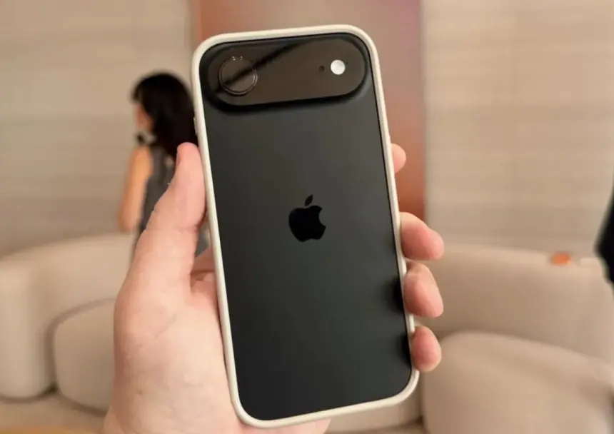 iPhone 18 serisinin ekran özellikleri sızdırıldı: iPhone 19 Pro'nun geliştirme süreci de başladı