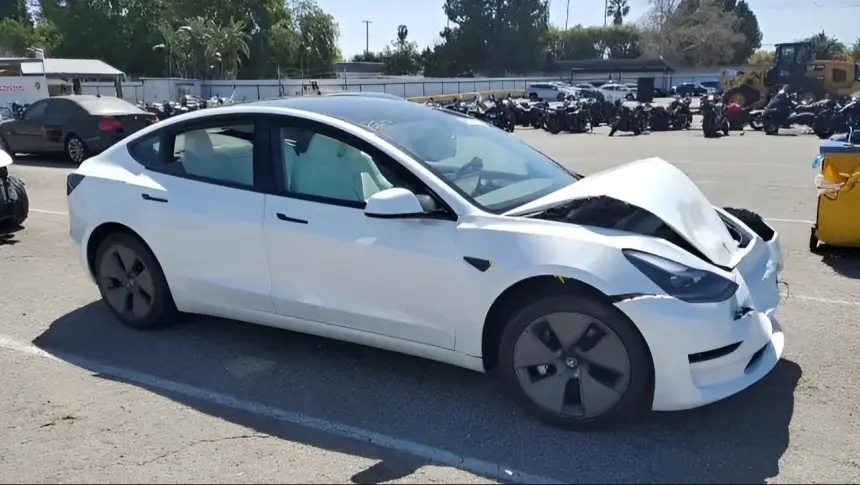 Tesla olayı sonrası otonom yasa geliyor