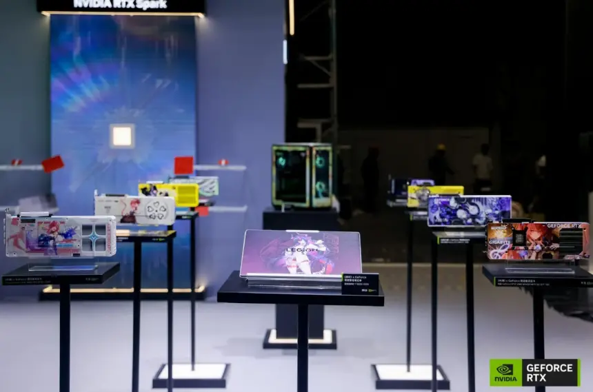 NVIDIA, BW2026'da oyun temalı özel RTX 5080 ekran kartlarını sergiliyor