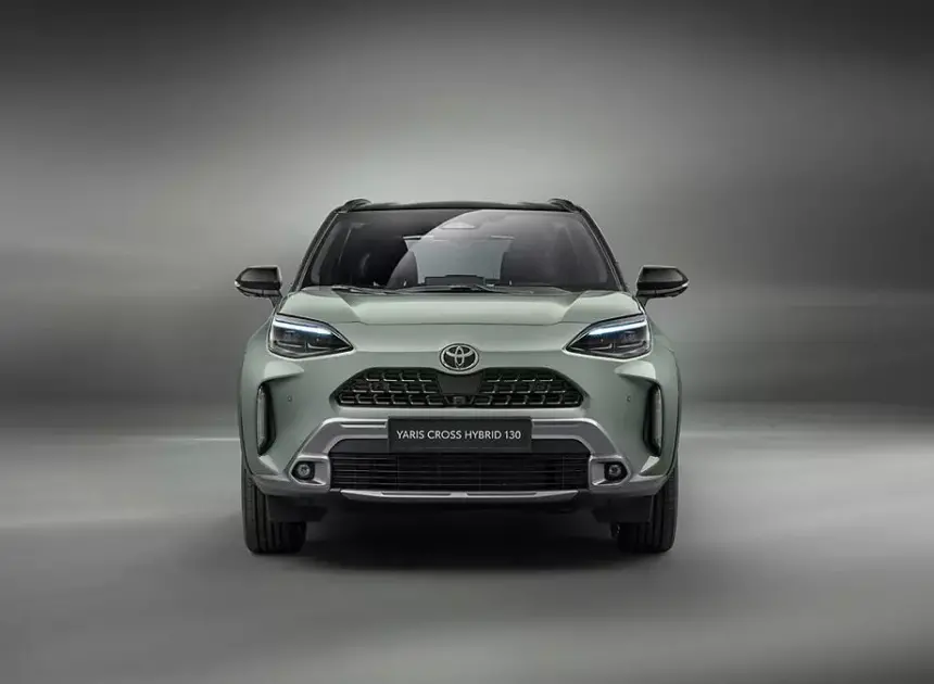 Toyota zamlandı! Ekim 2025 fiyat listesi: Corolla yükseldi, Rav4 rekor kırdı!