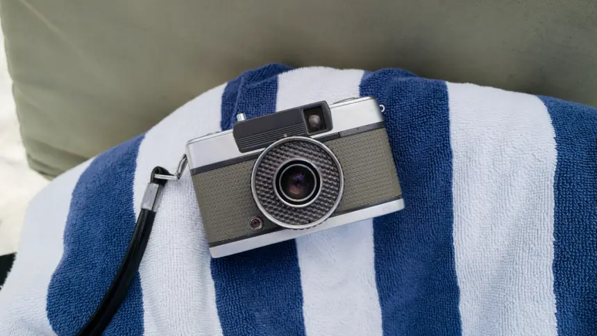 Polaroid Fotoğraf Makineleri: Anlık Anılar İçin Nostaljik Bir Dönüş