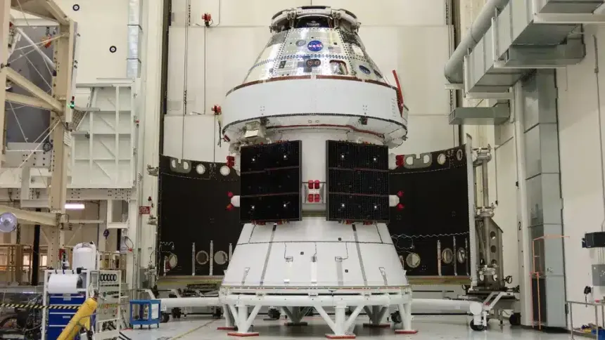 Ay'ın Etrafında Dönecek Kapsül NASA'ya Teslim Edildi: Artemis 2 Görevi İçin Geri Sayım Başladı!