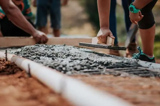 Yeni Çimento Isıyı Elektriğe Çeviriyor: Binalar Kendi Enerjisini Üretebilir