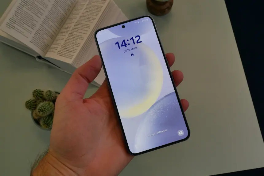 Samsung Ekran Yanması (Burn-in) Sorunu 2025