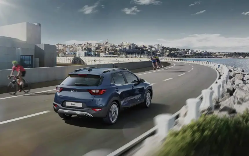 Kia Stonic: Şehirli SUV'un Dinamik Yüzü