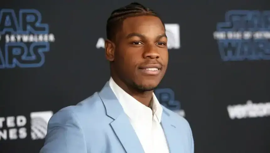 Star Wars Yıldızı John Boyega’dan Duygusal Başarı Hikayesi