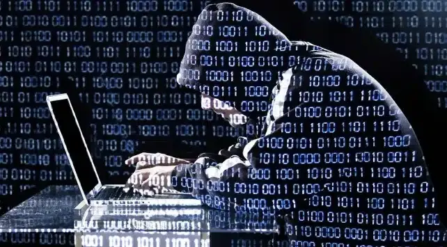 Çevrimiçi Oyunlardaki Riskler ve Korunma Yolları: Dijital Dünyada Güvende Kalmak