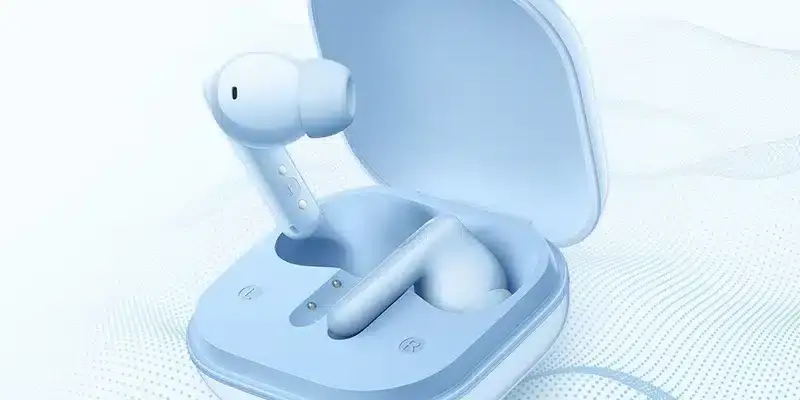 Honor Earbuds X9, 42 Saatlik Pil Ömrü ve IP54 Sertifikası ile Tanıtıldı