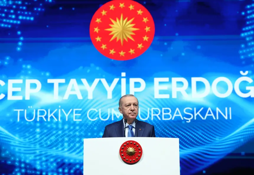 Erdoğan Açıkladı: Türkiye Enerjide Yeni Hedef Belirledi, Güneş ve Rüzgarda Dev Kapasite Artışı Planlandı!