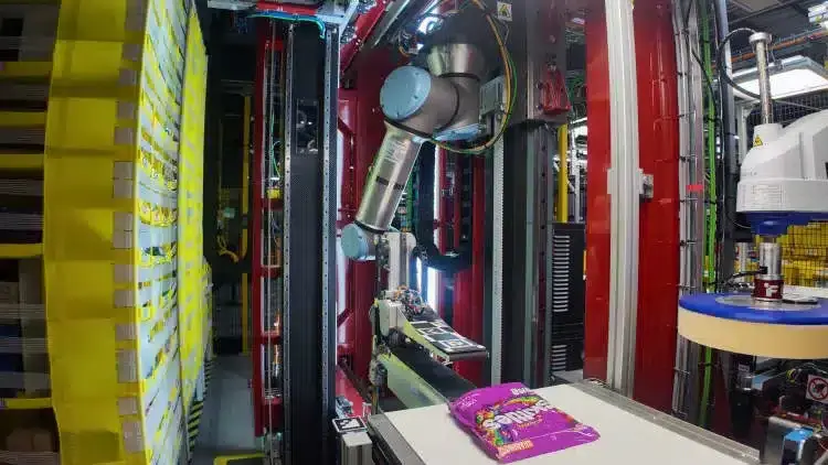 Amazon Vulcan: Dokunma Duyusuna Sahip Robotlarla Lojistikte Yeni Bir Çağ Başlıyor