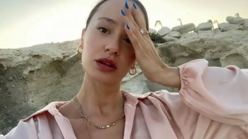 Kızılcık Şerbeti'nin Defne'si Müge Bayramoğlu Kimdir?
