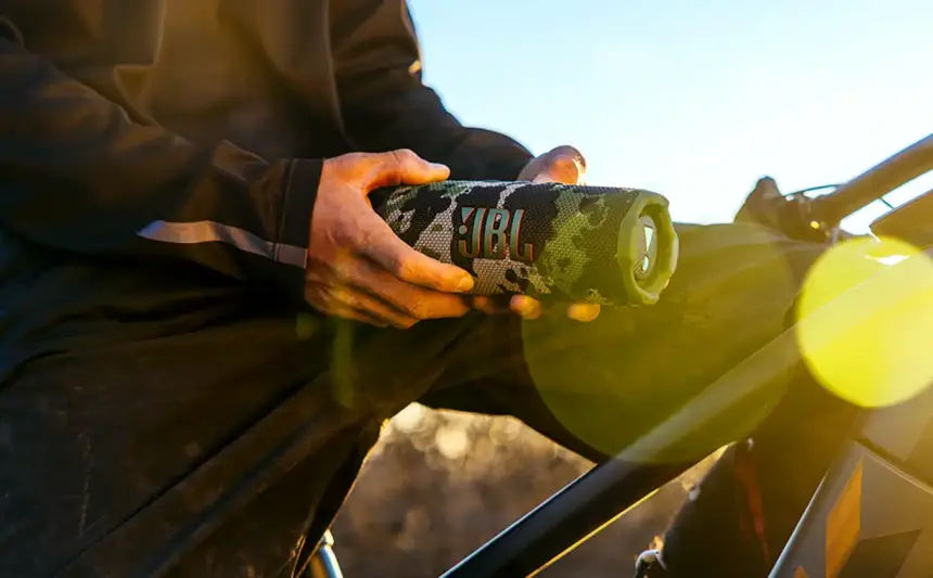 JBL Flip 7 ve Charge 6 İncelemesi: SXSW 2025’te Tanıtılan Yeni Hoparlörler Performansıyla Şaşırttı!